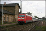 DB 101041-2 fährt hier am 2.9.2007 um 18.13 Uhr mit einem Intercity in Richtung Münster durch den Bahnhof Hasbergen.