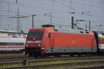 DB Lok 101 079-2 verlässt am 19.08.2022 den badischen Bahnhof.