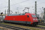 DB Lok 101 073-5 steht am 25.01.2023 auf einem Abstellgleis beim badischen Bahnhof.