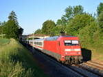 101 093 im Juni 2019 bei Metzingen mit IC 2010 auf der Fahrt nach Stuttgart
