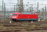 DB 101 138-6 pausiert am 07.04.2021 auf dem Gleisvorfeld in Leipzig Hbf.