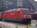 101 057 mit IC 2141 bei der Ausfahrt aus Leipzig HBF