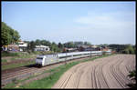 101130 schiebt hier ihren Metronom am 7.5.2002 in Richtung Münster am Depot der TWE in Lengerich vorbei.