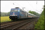 Die DB Werbelok ADLER 101070-1 ist hier am 6.5.2007 um 9.44 Uhr am Ortsrand von Hasbergen mit dem EC 23 nach Wien unterwegs.