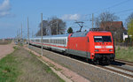 101 071 beförderte am 07.04.16 ihren IC 2441 durch Arensdorf Richtung Halle(S).