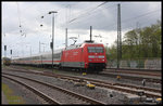 101135 kam am 27.4.2016 um 11.20 Uhr mit dem IC 2310 nach Dagebüll durch den Bahnhof Lengerich.