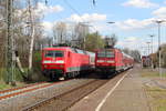 Glück muss man haben. Als der Lokführer den RB 27 (Rommerskirchen - Koblenz) mit der 143 009 am Zugschluss schon für die Rückfahrt vorbereitete, durchfuhr 120 119-3 den Bahnhof Rommerskirchen als Umleiter IC 1926 (Köln Hbf - Berlin Ostbahnhof).

Rommerskirchen, 30. März 2017