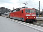 E-lok der Baureihe 120 mit IC 2303 fährt ab aus Leipzig Hbf, richtung München Hbf. Leipzig, 14.04.2017