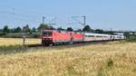 DB Fernverkehr 120 157 und 121 143 mit PbZ 2451 Hamburg-Langenfelde - Dortmund Bbf (Marl, NI, 22.06.19)