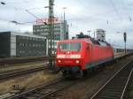 BR 120 108-2 mit IC 2228 von Nrnberg nach HH Altona bei
der Ausfahrt aus dem Dortmunder Hbf.