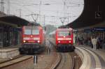 120_112 mit IC Karwendel u. RB Lif - Kronach mit 143 108 im Bhf Lichtenfels ( brigens bei der Bahn gibt es auch einen Schilderwald mit lauter H - Tafeln) 28.07.2007