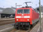 BR 120 114 am 29.02.2004 abgestellt in Karlsruhe Hbf.