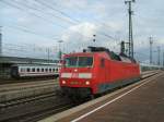 BR 120 124-3 mit IC 2019 am Haken ,Ausfahrt aus dem Dortmunder Hbf. nach Stuttgart.(30.09.2007)