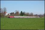 120 115 schiebt am 20.04.08 IC 2065 von Karlsruhe Hbf nach Nrnberg Hbf, aufgenommen bei Rainau-Buch an der Oberen Jagsttalbahn (KBS 786).