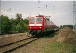 120 109 mit dem Nachtzug abgestellt auf dem einzigen genutzten Abstellgleis im Juni 2003 in Binz.