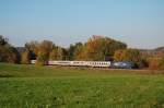 120 151 mit IC 2064 Nrnberg - Karlsruhe am Abend des 18.10.08 bei Schwabsberg an der Oberen Jagsttalbahn (KBS 786). Am Zugschluss schiebt 120 127 im  Sandwichverfahren  mit.