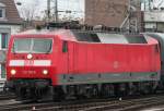 Die 120 150-8 mit IC in Köln HBF am 23.12.2008