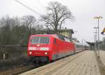 120 143-3 zieht am 21.02.09 den IC 2028 Nrnberg Hbf - Hamburg-Altona aus dem Gbf Hamburg-Wandsbek durch Hamburg-Wandsbek.