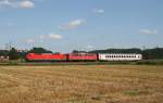 PbZ 1960 bestehend aus 120 154 und 115 278 sowie einem IC Wagen am 15.08.2009 bei Mindelaltheim.