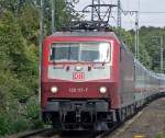 120 117-7 durchfhrt Kln West mit einem IC , am 11.09.09