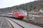 120 113 mit IC 185 auf der Fahrt nach Singen aufgenommen in Horb am Neckar am 1.4.10