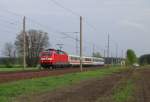 120 131-8 kommt hier mit dem EC 340  Wawel  (Krakow Glowny -> Berlin Hbf) durch Lpten gefahren. 01.05.2010