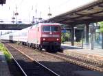 Br 120 150 mit Sonderzug zum WJT durchfhrt am 17.8.2005 Weinheim(Bergstr)