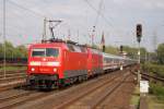 120 126-8 + 101 007-3 mit einem Intercity in Mlheim Styrum am 16.05.2010
