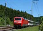 120 131-8 mit dem IC 183 (Stuttgart Hbf-Zrich HB) in Hattingen 5.6.10