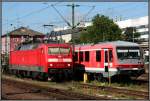 120 135-9 und 628 318 stehen am Morgen des 09.08.10 in Singen