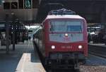 120 148-2 mit dem IC1914 nach Berlin-Sdkreuz in Dsseldorf Hbf, 12.8.10