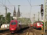 Thalys-4304 (als THA 9428), 120-120-1 mit einer Schwester, 423-292 und... Klner Dom. Kln Messe/Deutz, 23.07.2010