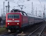 120 154-0 mit IC2388 von Frankfurt(Main)Hbf nach Berlin-Sdkreuz bei der Einfahrt im Bahnhof Stendal.(15.01.2011)  