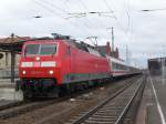 Am 19.02.2012 kam 120 144 mit IC 1917 in Stendal an.