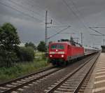 120 120-1 bei Weltuntergangs-Stimmung mit IC durch Dedensen-Gmmer.