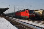 Hier 120 134-2 mit EC249 von Hamburg Hbf. nach Wroclaw Glowny, bei der Durchfahrt am 26.1.2013 durch Berlin Schnefeld Flughafen, in Richtung Berlin Grnauer Kreuz. 