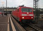Am 31.05.2013 war 120 155-7 beim Zwischenhalt mit IC 2171 nach Stuttgart Hbf auf Gleis 11 in Darmstadt Hbf.
