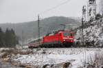 120 110-2 DB auf der Frankenwaldrampe bei Steinbach am 23.01.2015.