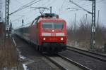 Am 06.02.2015 zieht diese BR 120 (120 127-6) den EuroCity 175 (Hamburg-Budapest). Aufgenommen bei der Durchfahrt Großbeeren.
