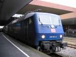 120 151 ZDF Express mit einem IC am 09.03.2008 in Dsseldorf Hbf