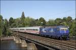 Die Sonne war diesmal strker als die  Fotowolken  als 120 151 (9180 6120 151-6 D-DB)  Der ZDF-Express  am Zugschluss des IC 2028 den Harkortsee berquert. (30.05.2009)