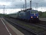 120 151 mit IC 1915 am 2.5.10 in Duisburg Hbf