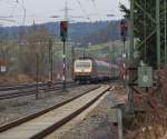 120 159-3 schiebt den IC 2158 in Richtung Sden. Aufgneommen am 12.01.2011 in Mecklar.