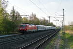 120 120-1 mit dem IC 2071 von Hamburg-Altona nach Berlin Südkreuz in Friesack.