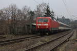 Am 02.04.2013 zieht 120 144 IC aus Zürich seinem Ziel Stuttgart Hbf entgegen.