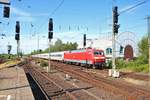 DB Fernverkehr 120 180-6 erreicht mit einen IC Hamburg Altona am 19.07.19