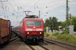 Durchfahrt von 120 133-4 am 23.07.2014 in Müllheim (Baden) mit der Karlsruher KP-Reserve nach Basel.