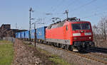 Lokomotive 120 205-0 am 24.02.2021 mit Güterzug in Duisburg.
