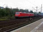 145 062-6 und 145 026-1 bespannen ihren Gterzug als Doppeltraktion Richtung Hamburg.