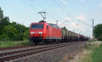 145 012 führte am 20.06.17 einen gemischten Güterzug durch Greppin Richtung Dessau.